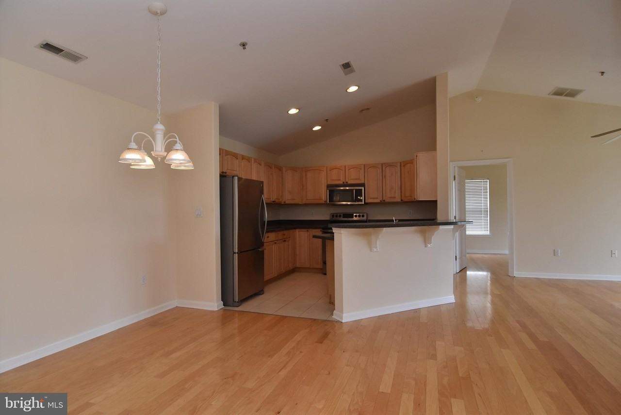3803L S Sagamore Dr - Photo 3 of 18