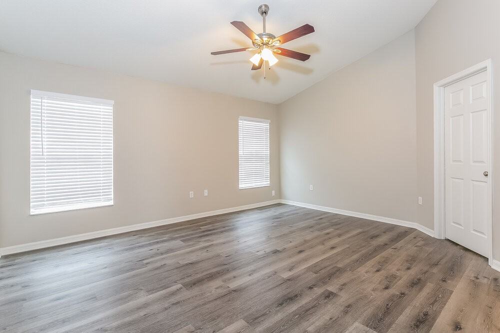 3066 Cameron Dr - Photo 7 of 15