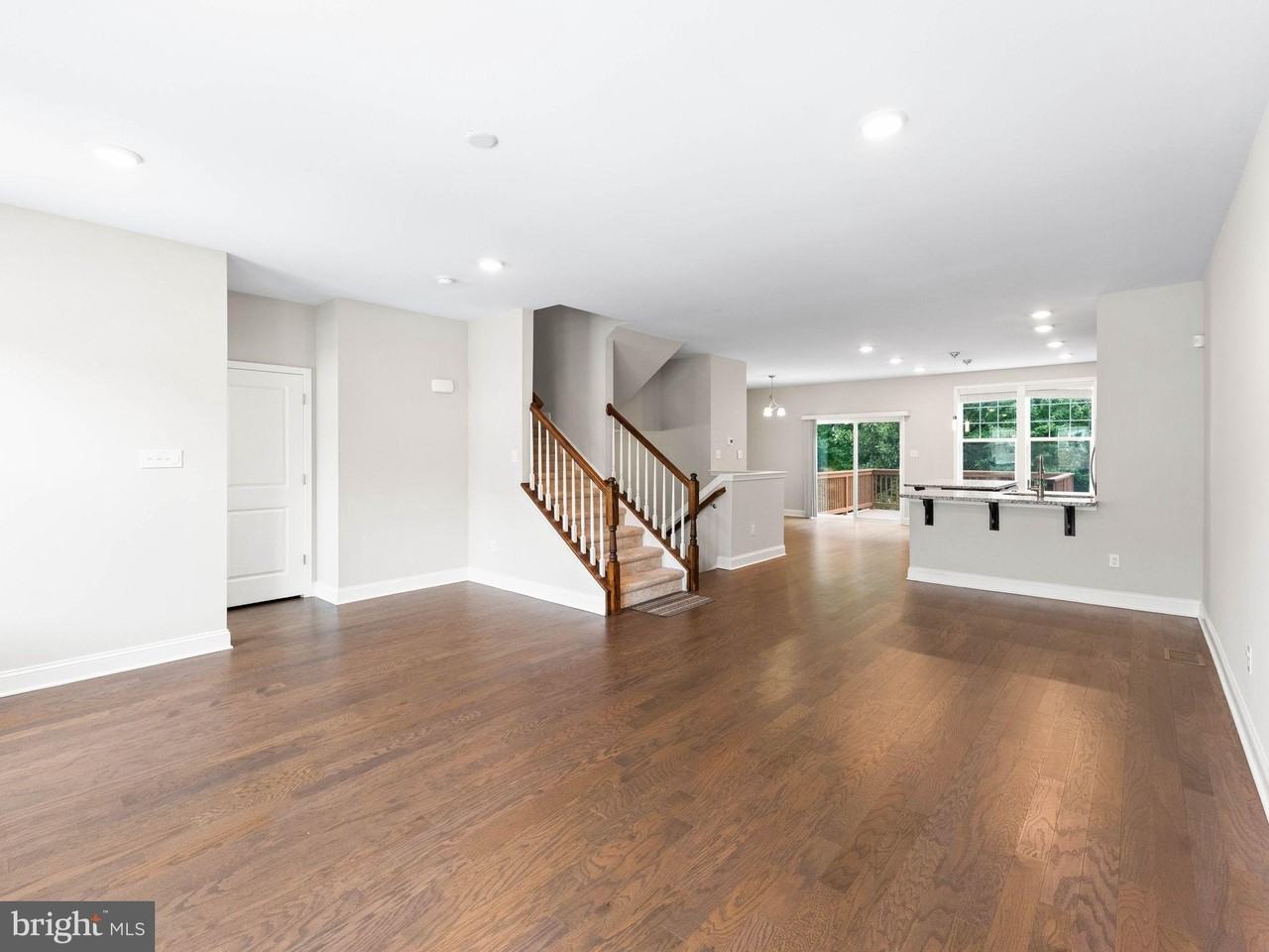 33 Sullivan Way - Photo 5 of 43