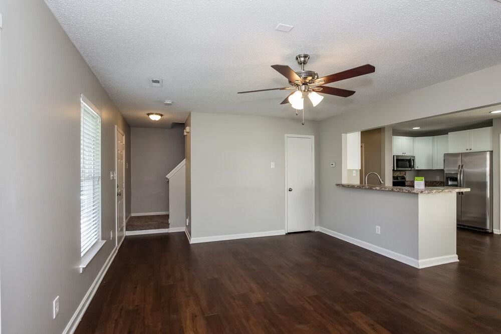 6329 Mcintyre Ridge Dr - Photo 5 of 17