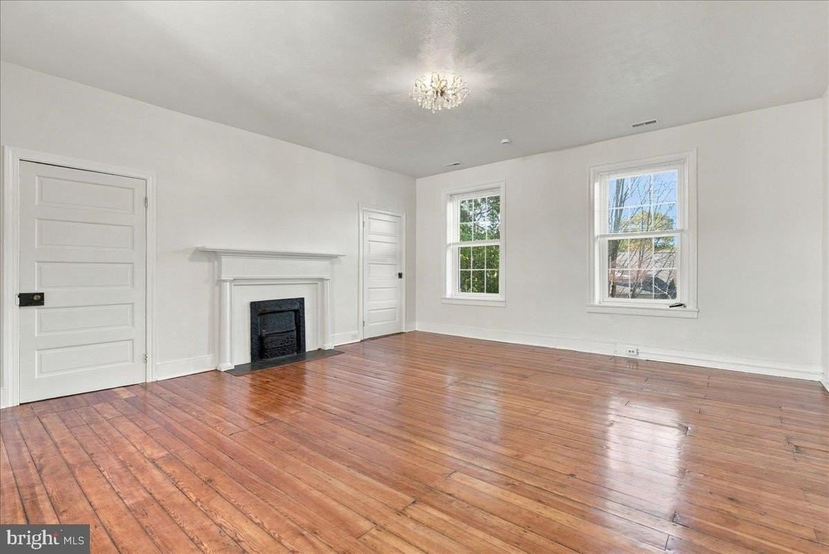 324 W Boscawen St #5 - Photo 5 of 16
