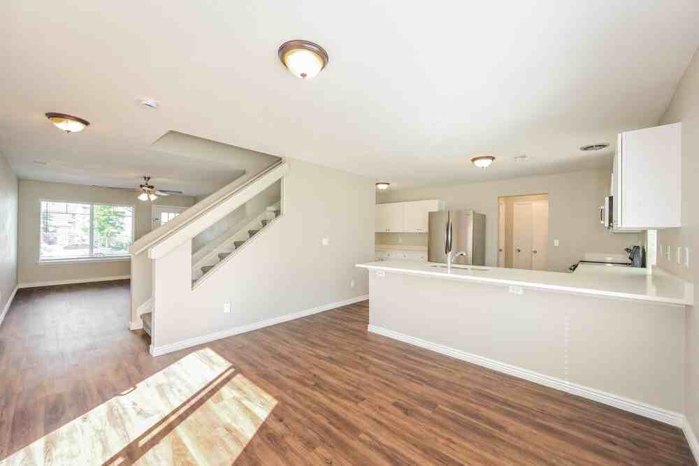 4390 Perth Cir - Photo 7 of 17