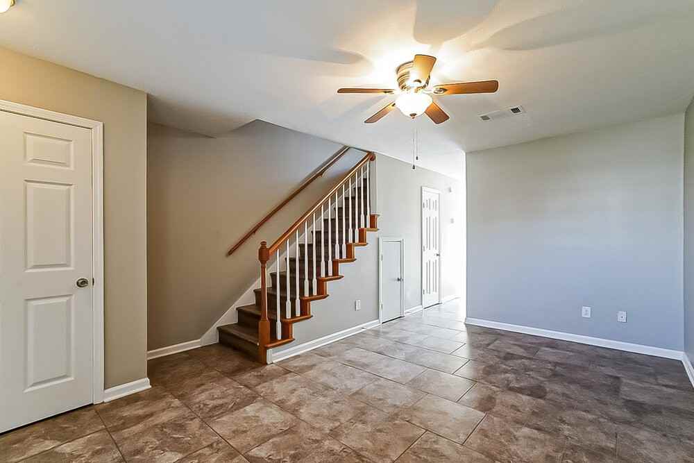 4080 Nir Shreibman Blvd #8 - Photo 5 of 17
