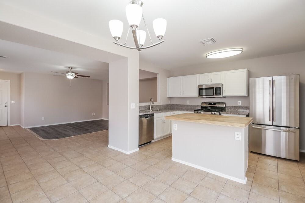 11260 E Emelita Ave - Photo 6 of 16