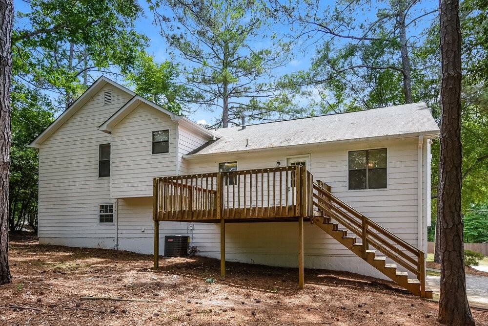 5380 Springbrook Dr - Photo 6 of 19