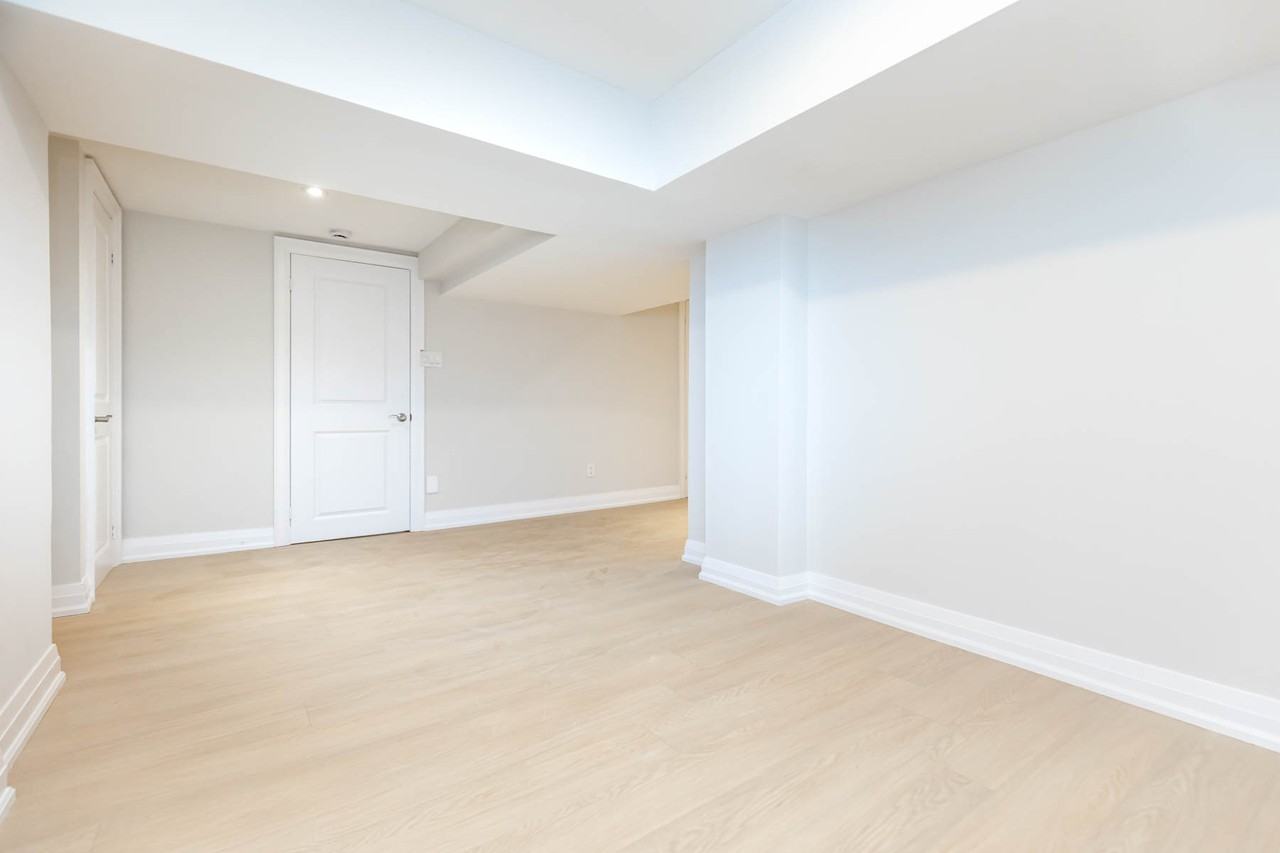 84 Laurel Avenue - Photo 5 of 28