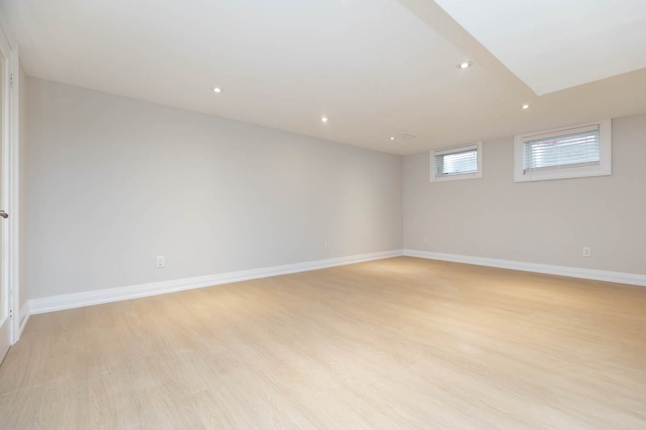 84 Laurel Avenue - Photo 6 of 28