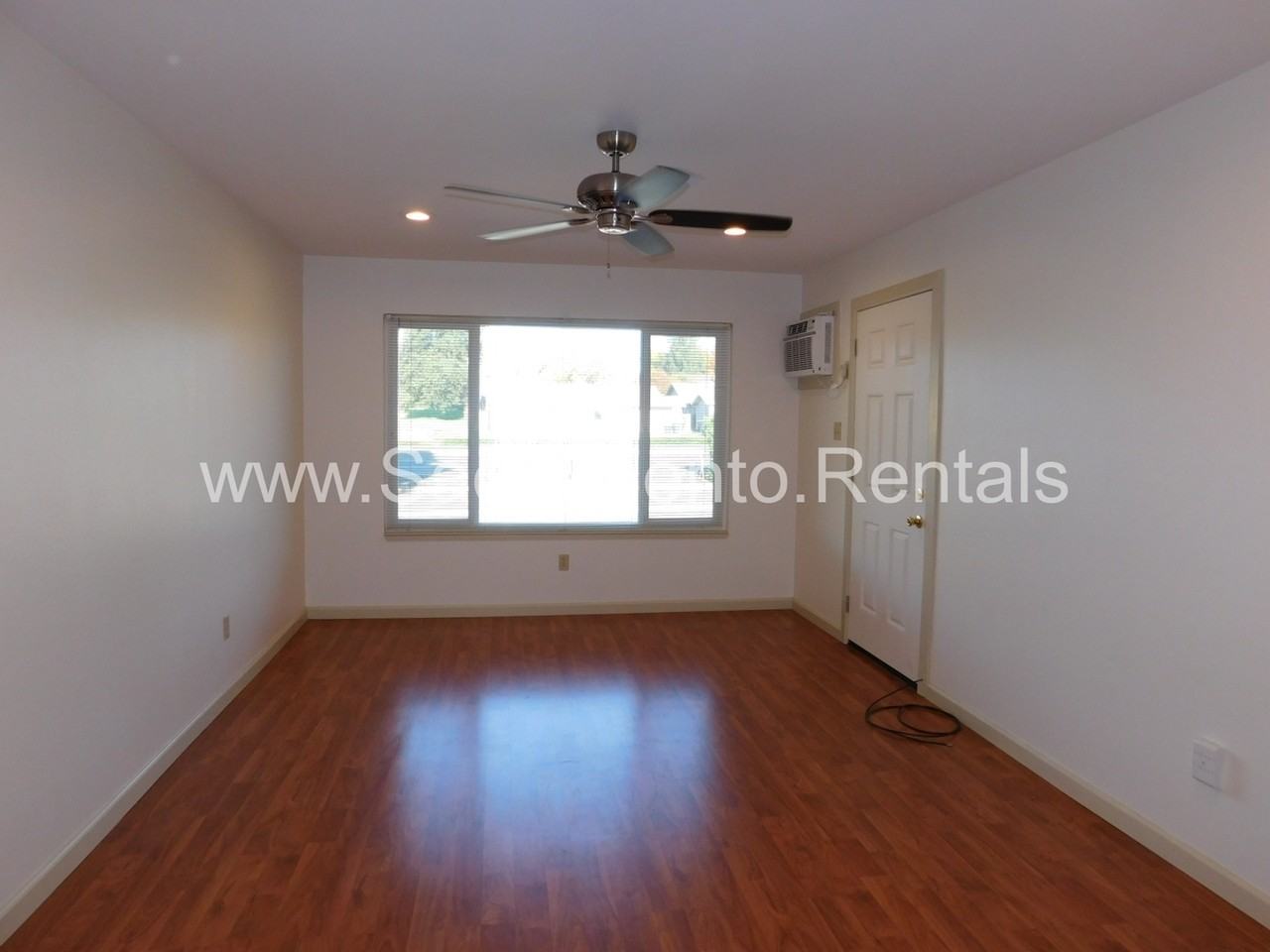 6102 Madison Ave - Photo 3 of 10