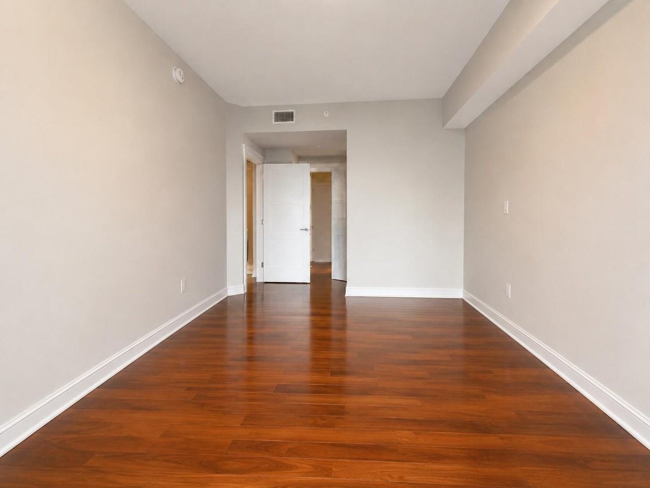 410 Evernia Street #506 - Photo 6 of 7