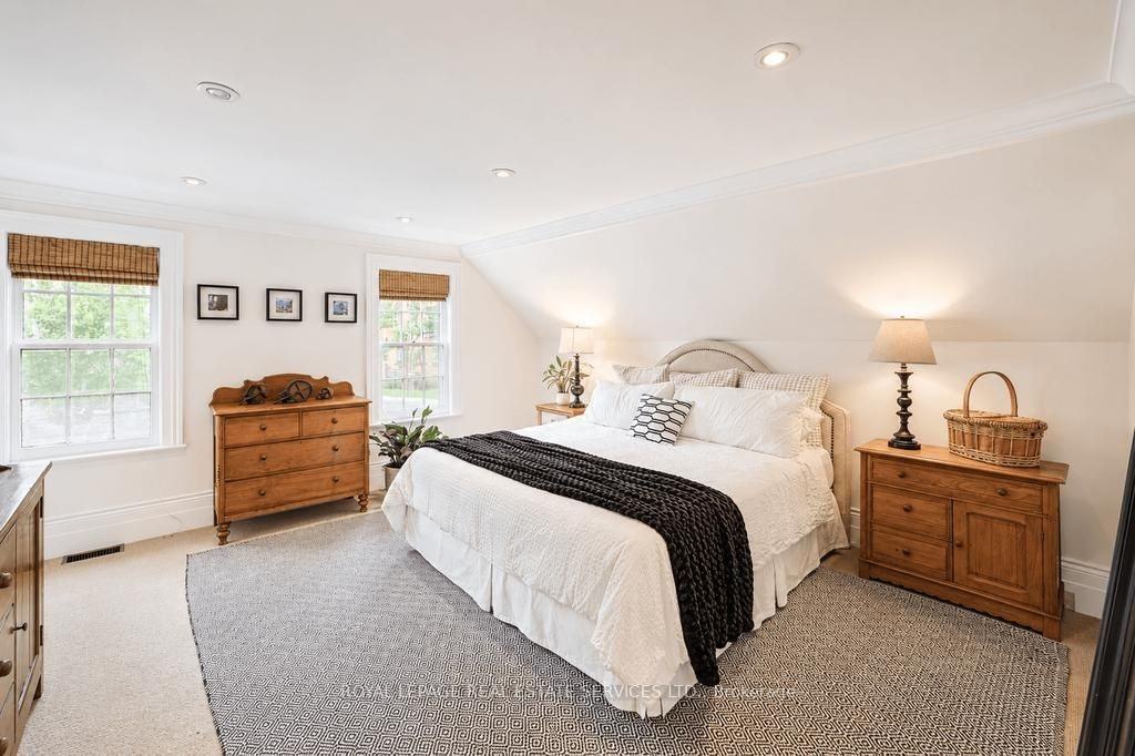 124 Chisholm Street - Photo 7 of 18