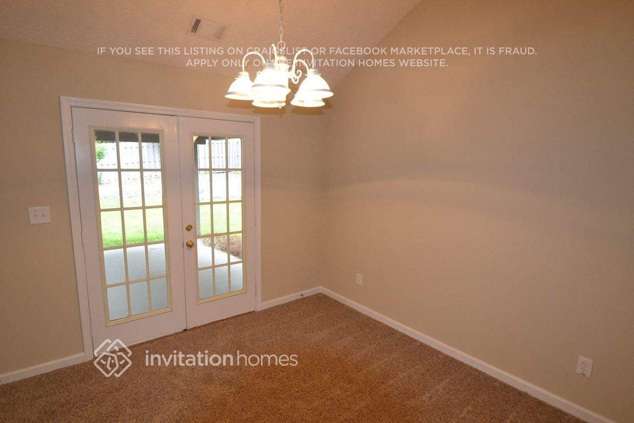 220 Chinns Way - Photo 4 of 11