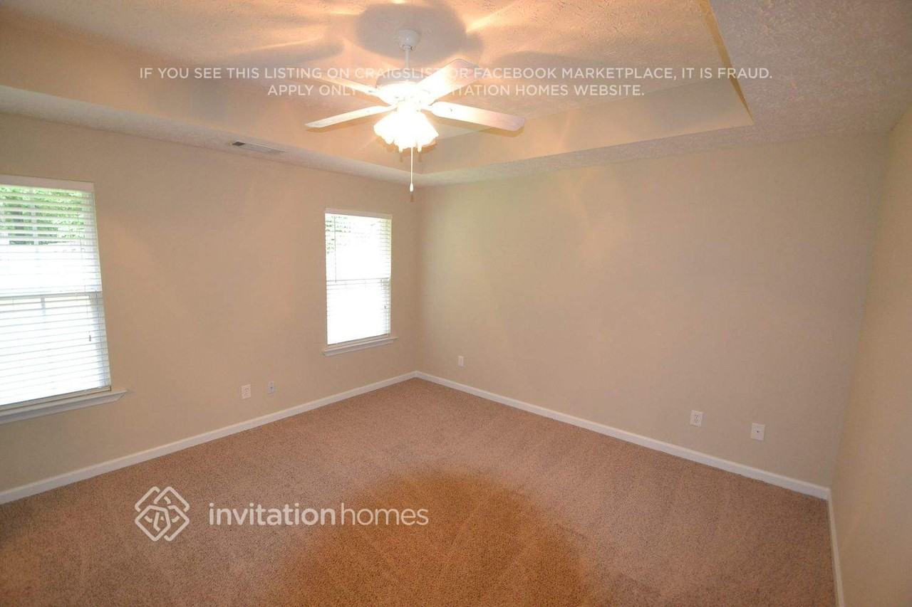 220 Chinns Way - Photo 5 of 11