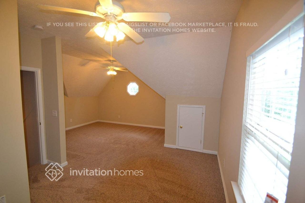 220 Chinns Way - Photo 7 of 11