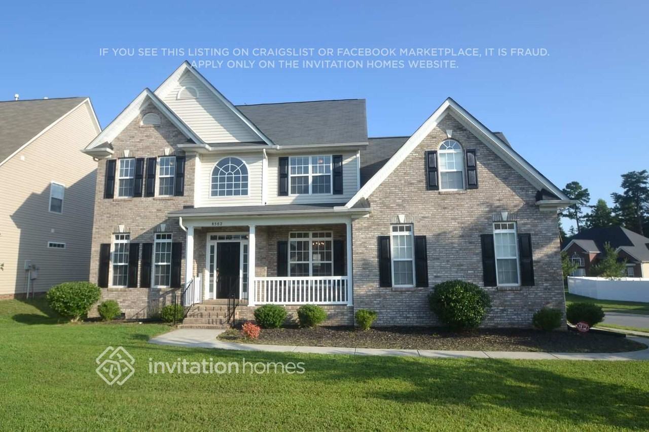 8502 Suttonview Dr - Photo 2 of 20