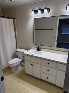107 Kramer Ct - Photo 3 of 13