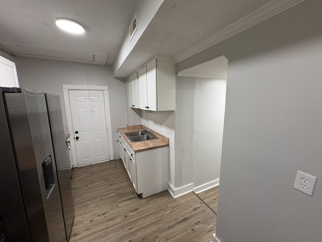 316 N Mount Pleasant Ave - Photo 7 of 12