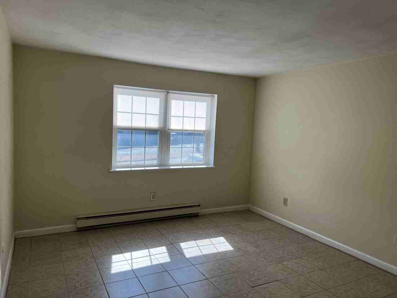740 Central St - Photo 3 of 6