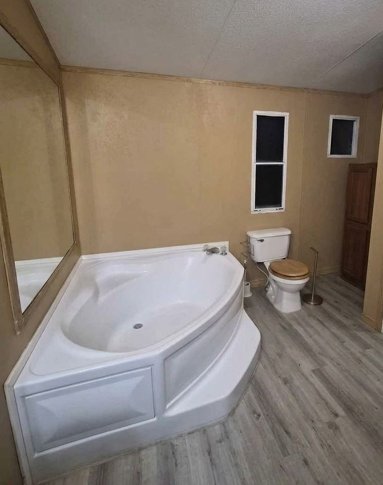 514 Joan St - Photo 3 of 12