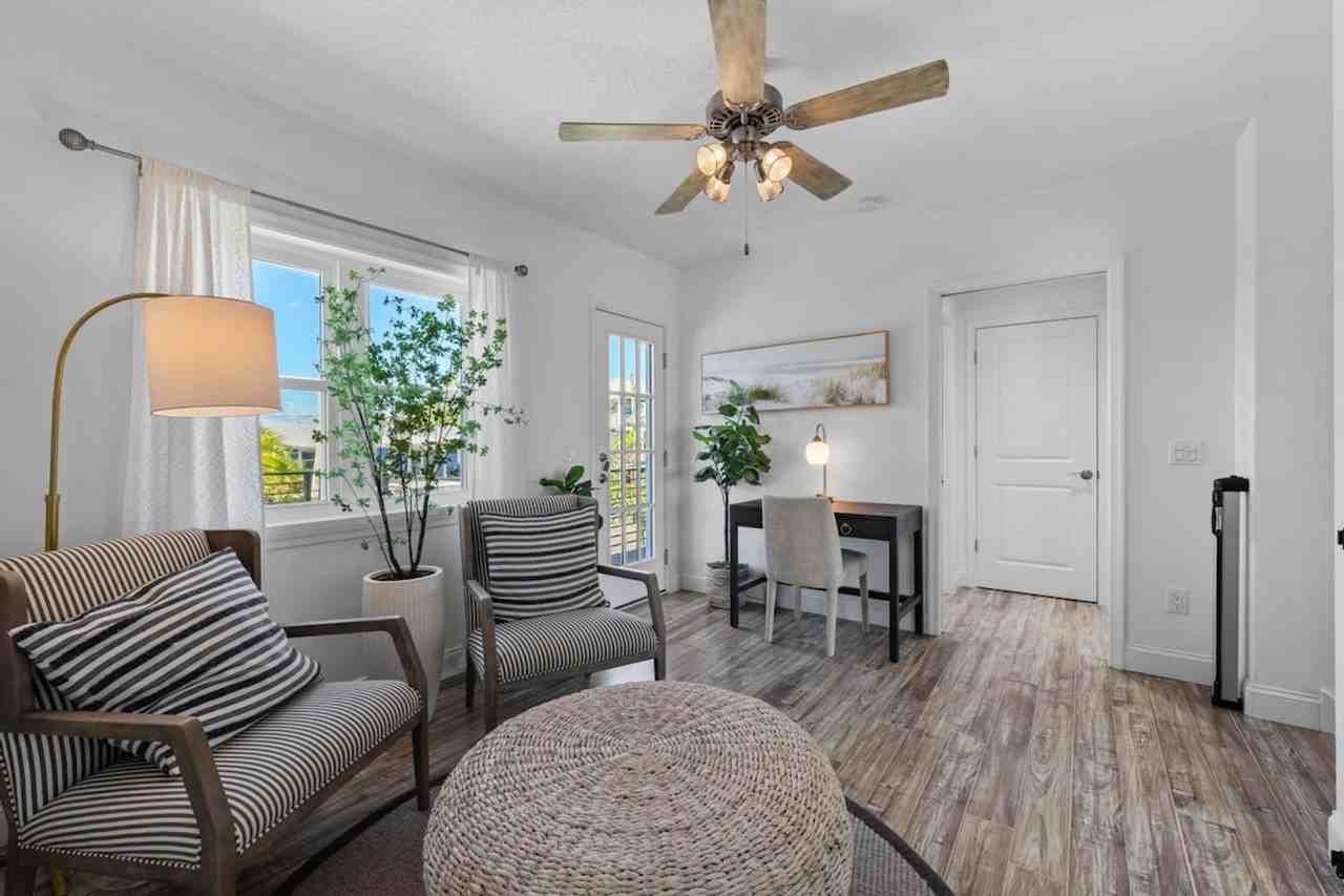 308 S Bay Blvd #1635271P - Photo 4 of 39