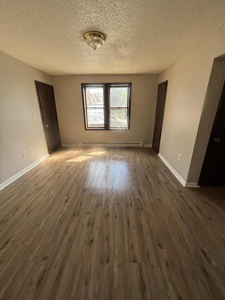605 W E St #C1B - Photo 6 of 8