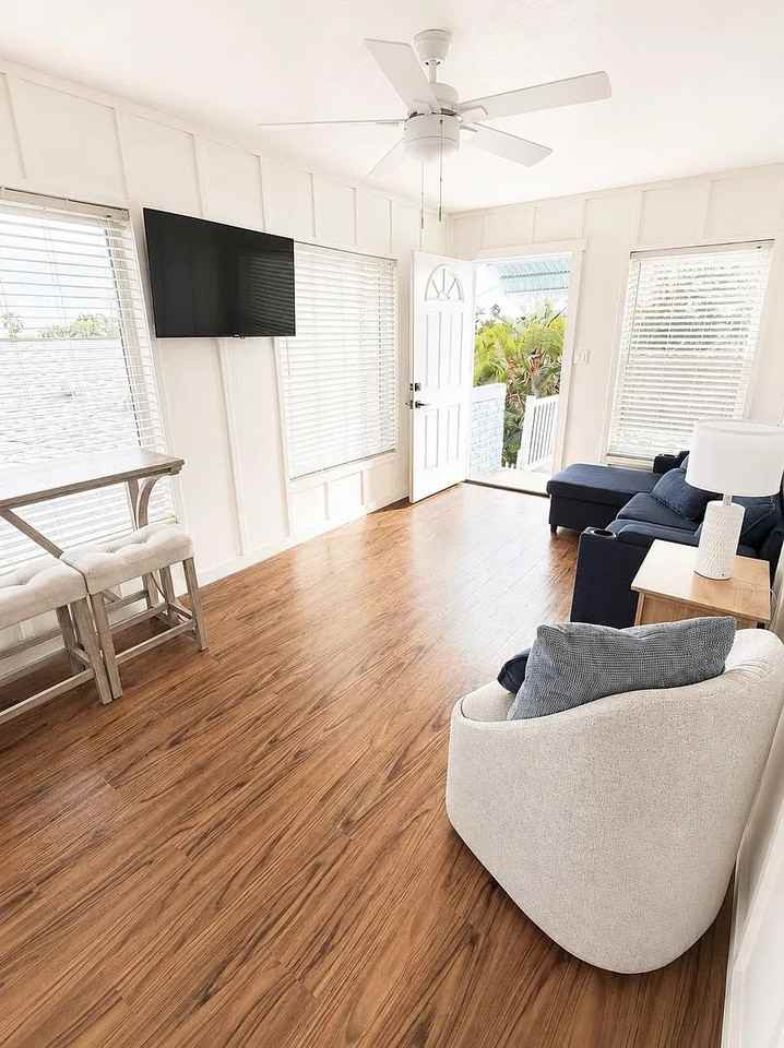 509 S Bayshore Dr #2 - Photo 6 of 37