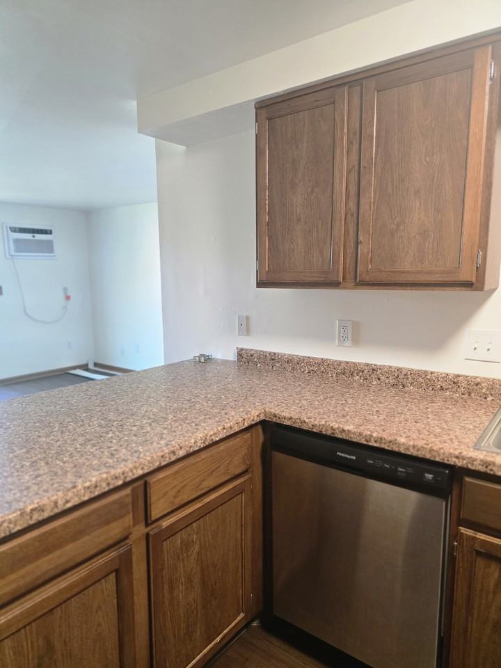 421 Concord Rd #12 - Photo 5 of 19