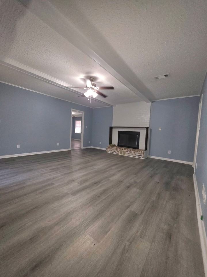 108 Shelton Dr - Photo 2 of 6