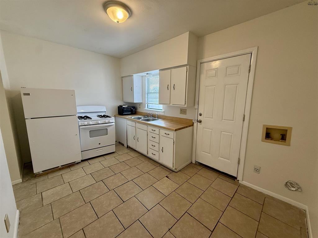 614 Sunset Dr - Photo 6 of 7