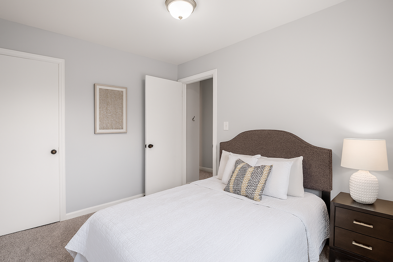 19497 Grandville Ave #1 - Photo 6 of 7