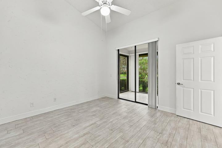 8292 Waterline Drive - Photo 7 of 8
