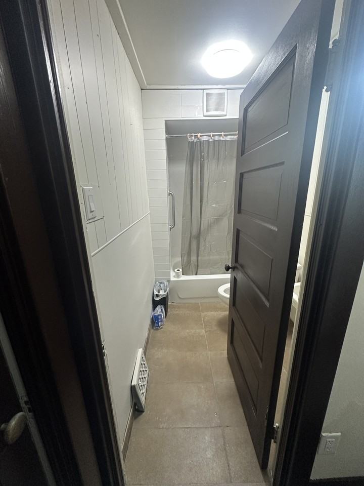 27 Norwood Road #4B - Photo 4 of 4