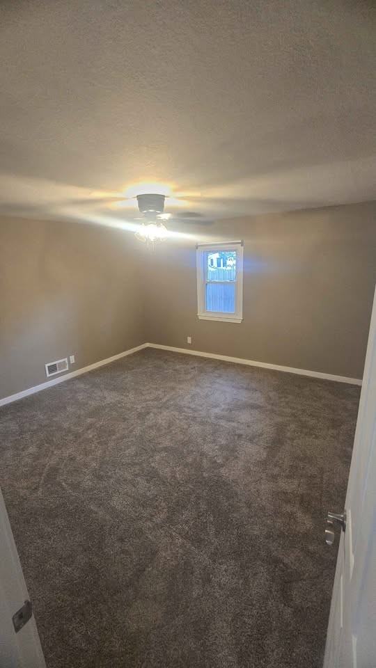 615 E Washington St #A - Photo 3 of 14