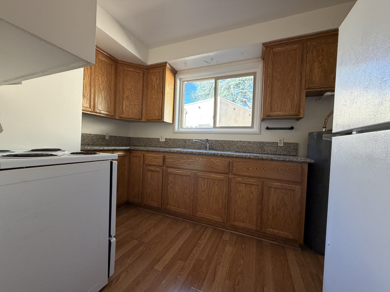 3428 H St #3 - Photo 3 of 7
