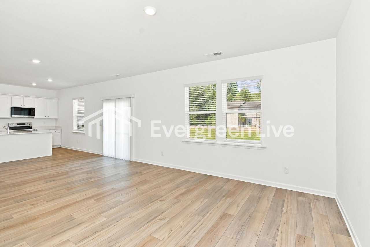 19 Suwanee Ct Se - Photo 4 of 15