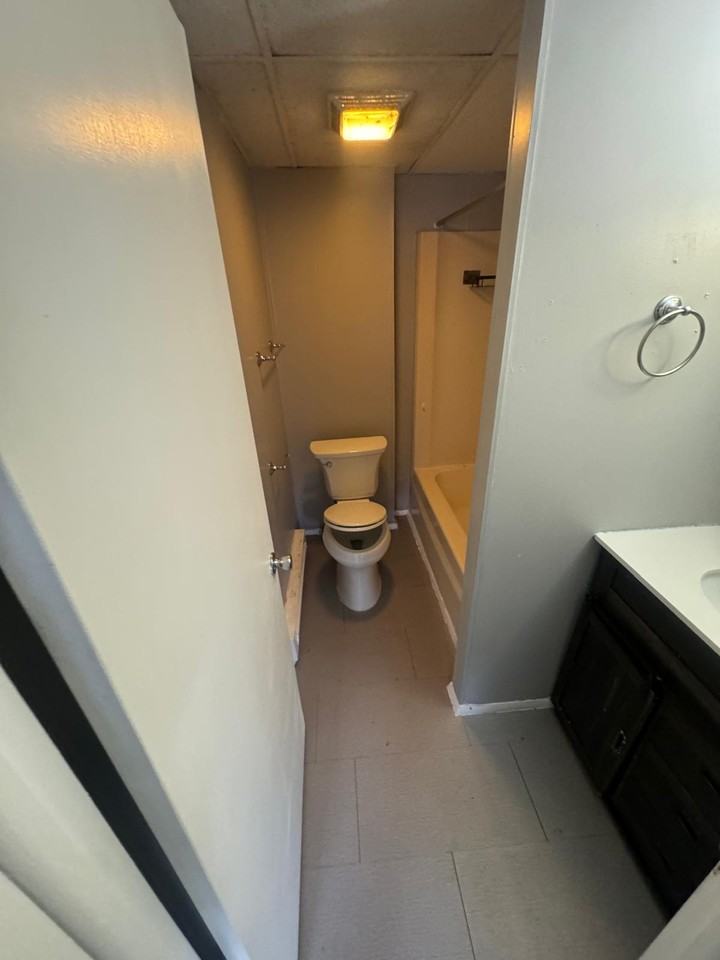 4441 Jubilee Rd #C - Photo 5 of 18