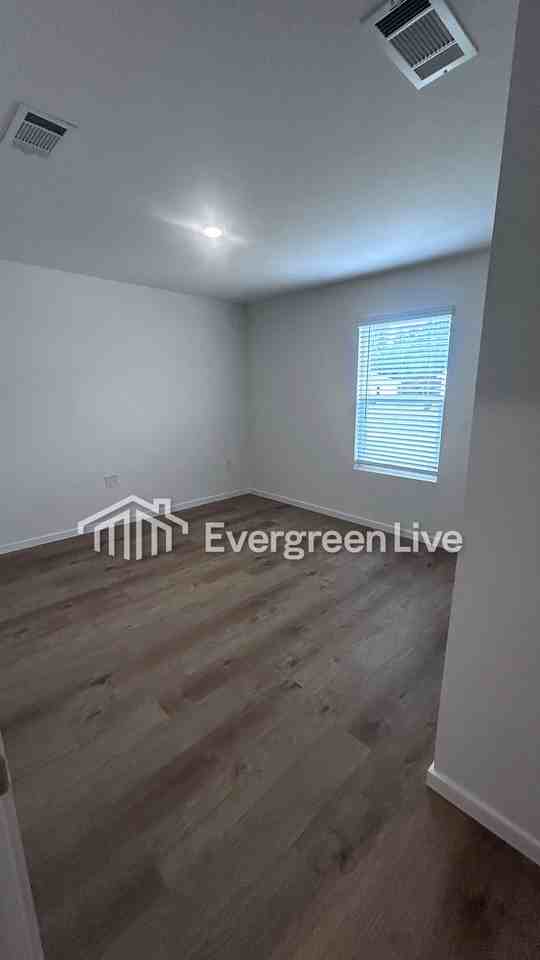 7182 Season Dr - Photo 6 of 23