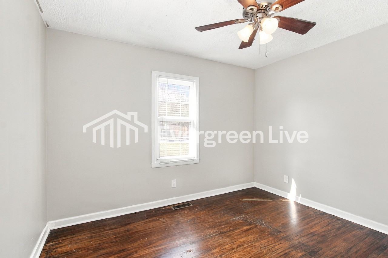 5341 E 20th St - Photo 6 of 15