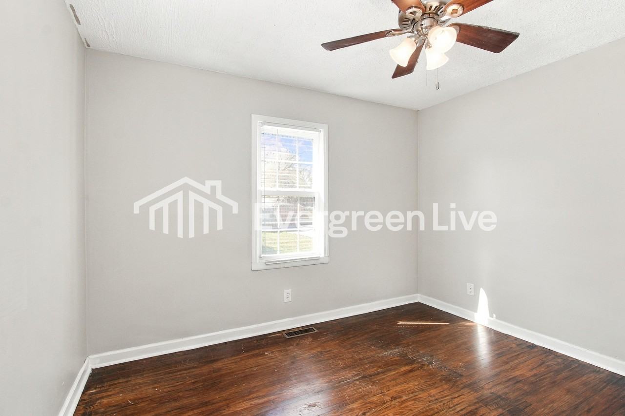 5341 E 20th St - Photo 7 of 15