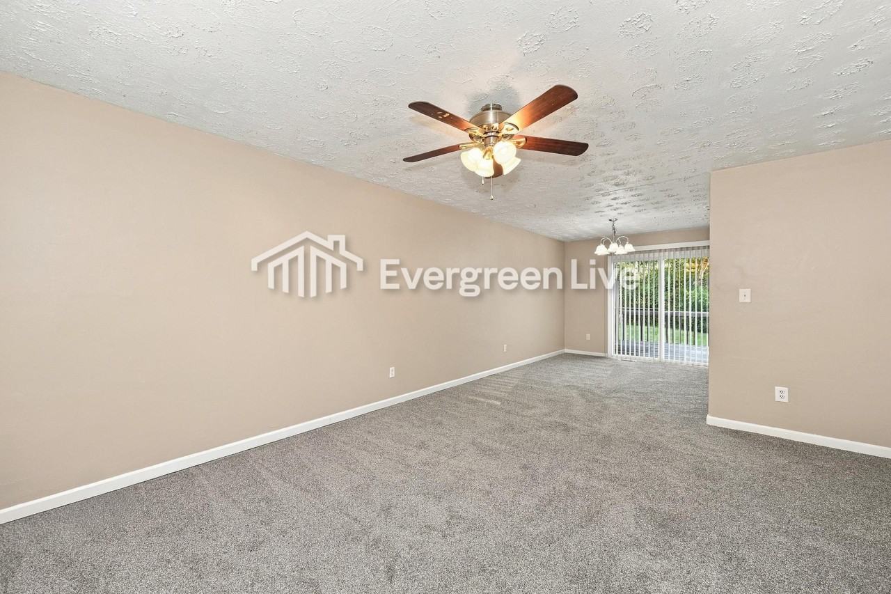 9970 Dunraven Dr - Photo 3 of 15