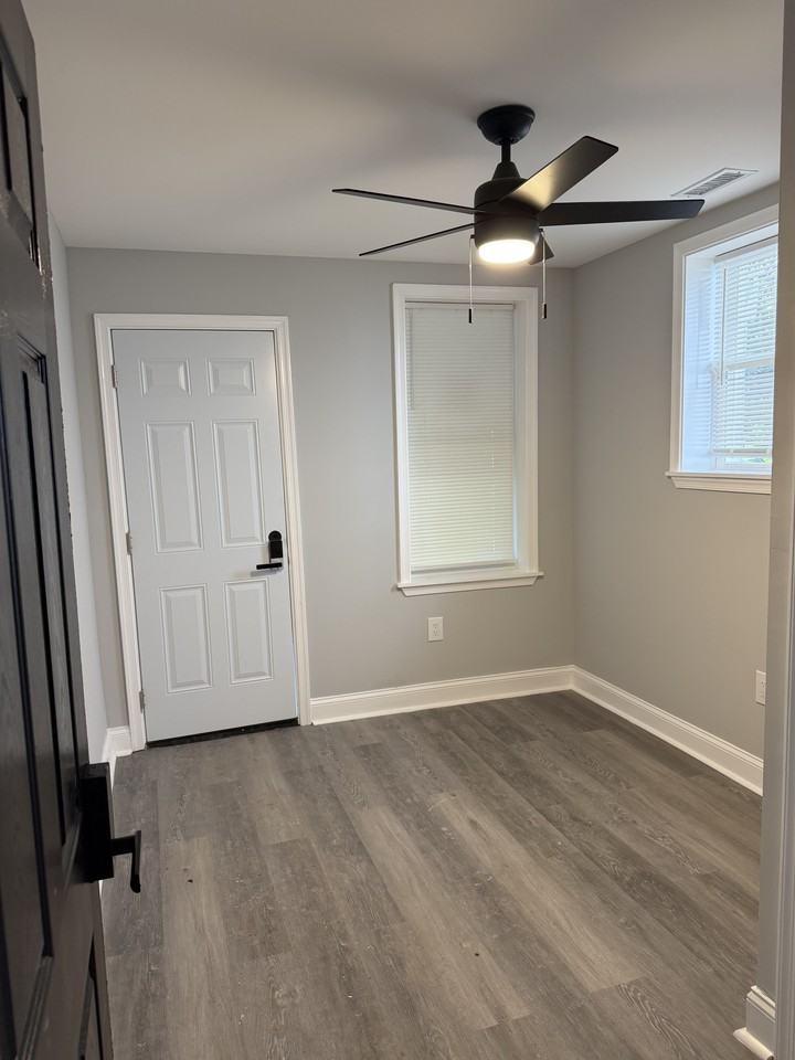 415 Cambria st - Photo 7 of 16