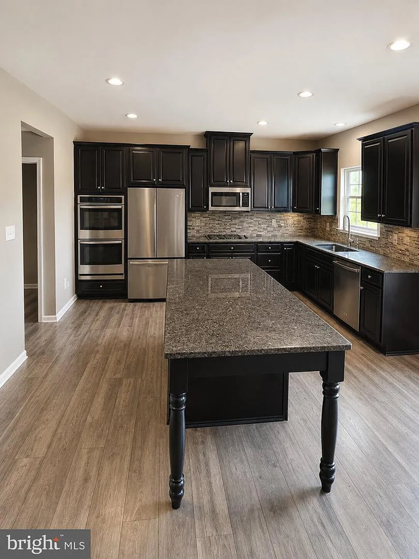 362 Neverland Dr - Photo 2 of 18