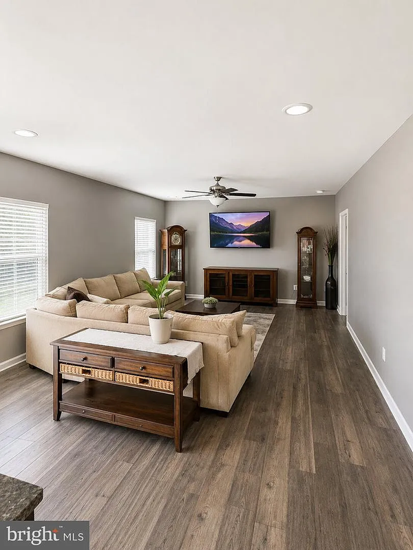 362 Neverland Dr - Photo 3 of 18