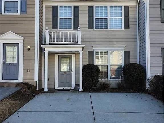 4067 Howell Park Rd - Photo 2 of 14