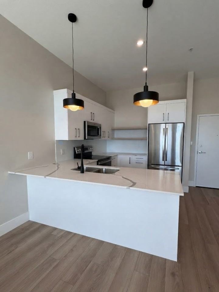 165 McLaughlin Dr. - Photo 3 of 19