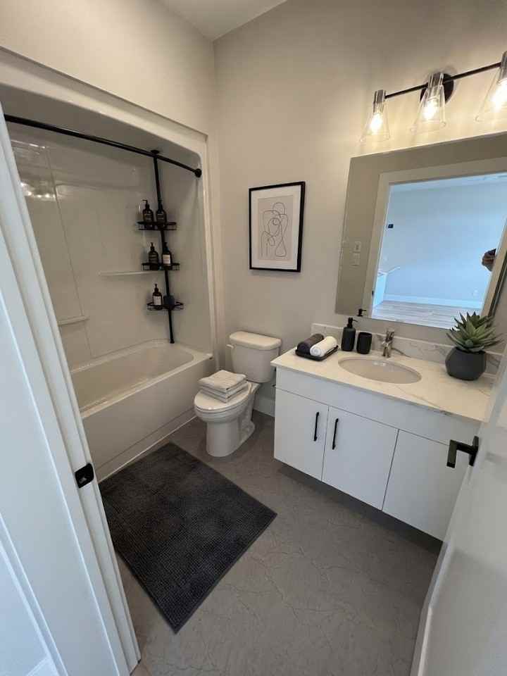 165 McLaughlin Dr. - Photo 4 of 19