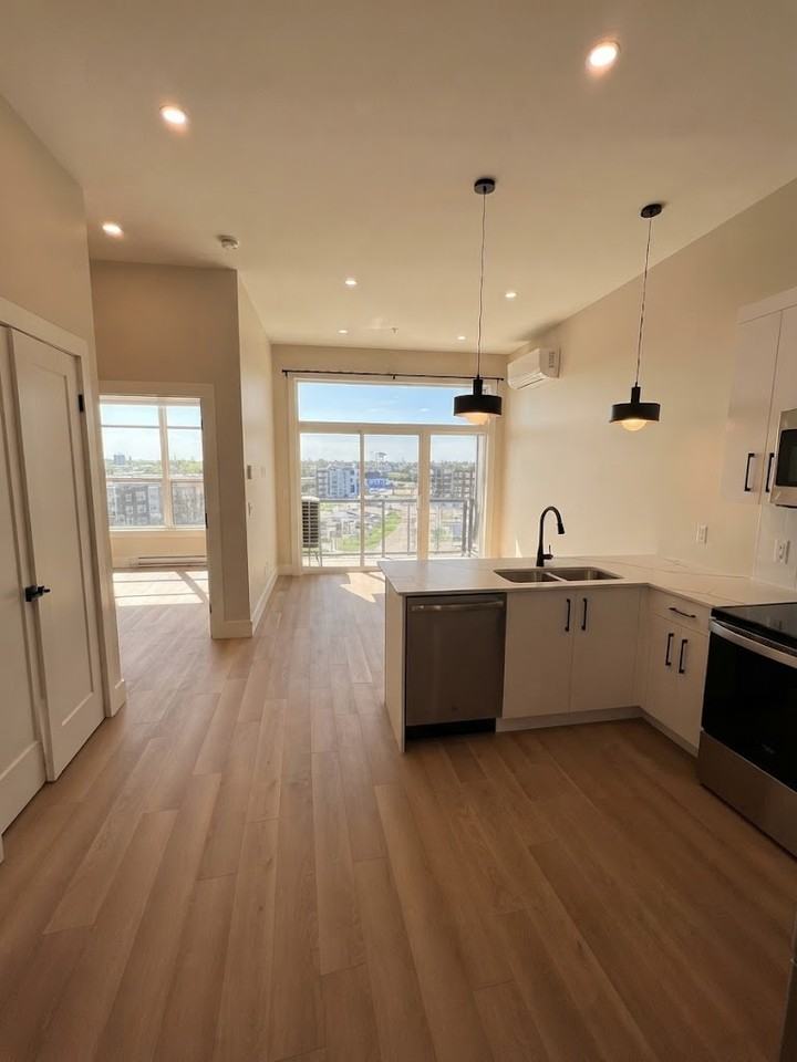 165 McLaughlin Dr. - Photo 6 of 19