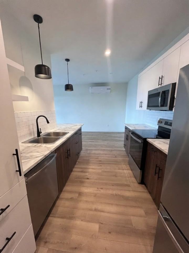 80 Morton Ave. - Photo 7 of 15