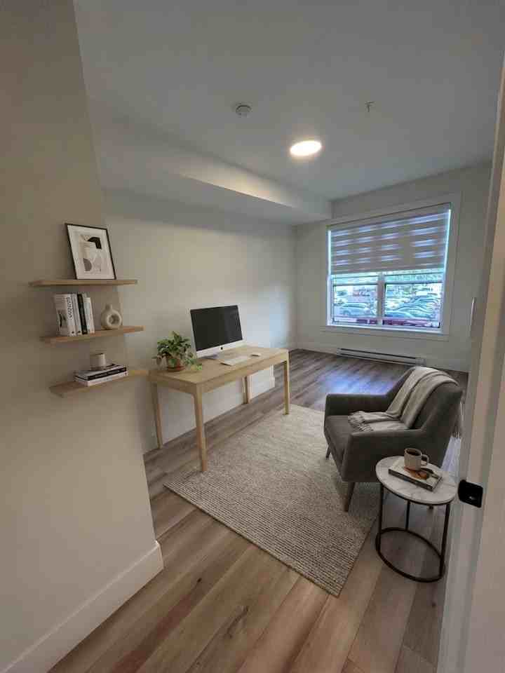 80 Morton Ave. - Photo 4 of 15