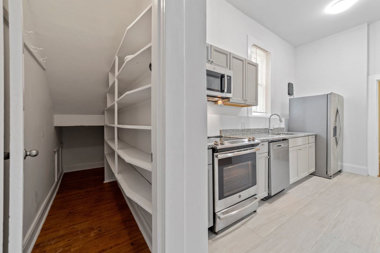 Barton Ave #3 - Photo 7 of 14