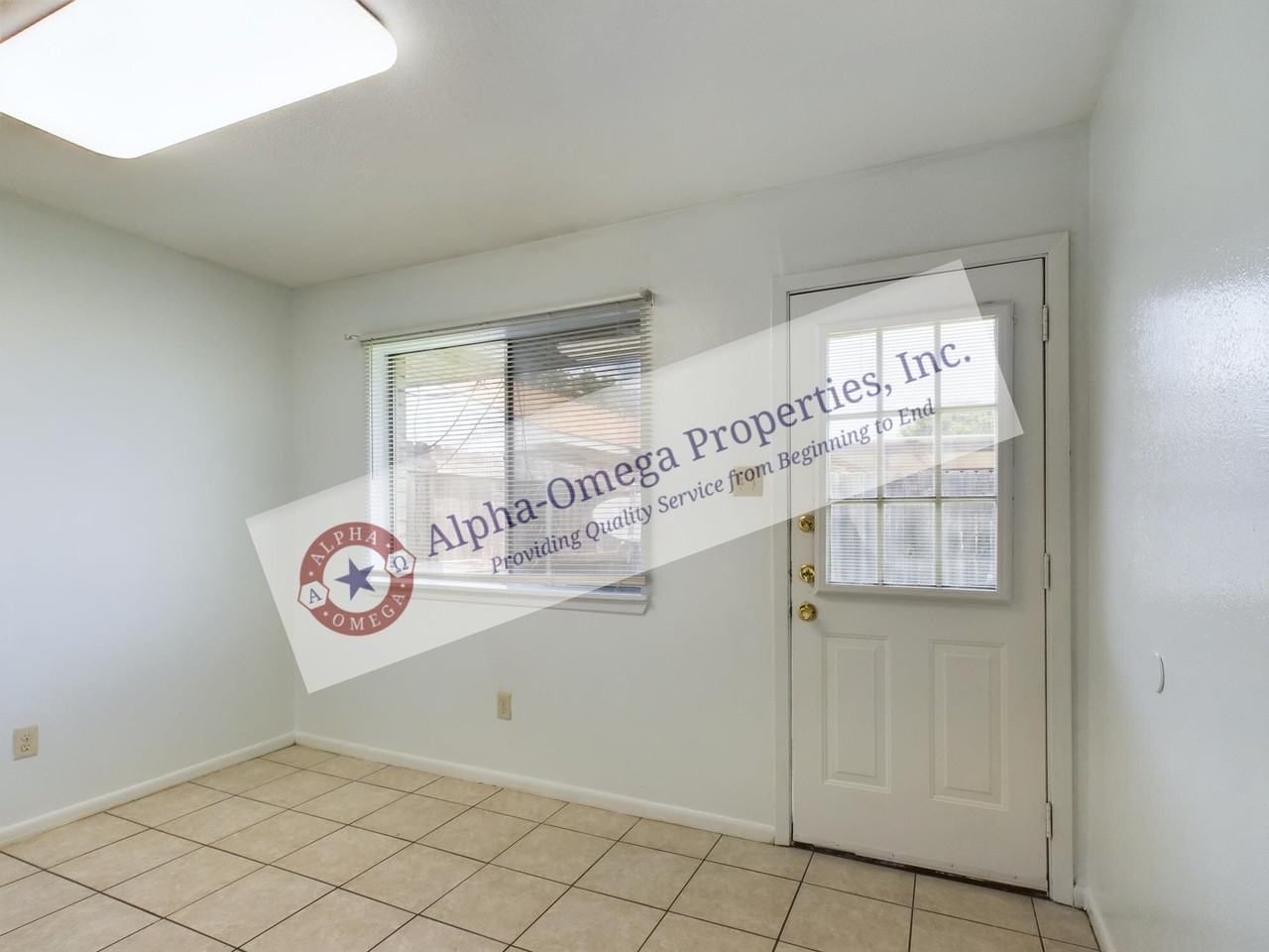 1601 George Bush Dr E #B - Photo 5 of 11